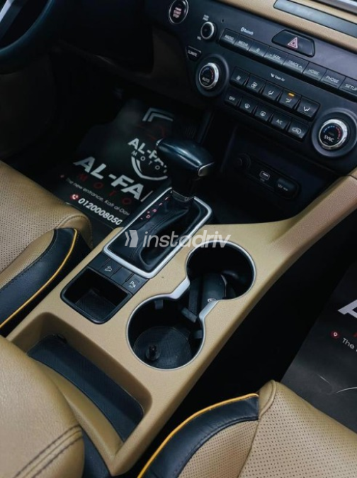 Kia Sportage 2020 White Automatic Used for Sale in Greater Cairo ( Cairo + Giza) - 6