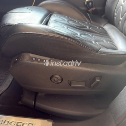 Peugeot 3008 2019 Gray Automatic Used for Sale in Heliopolis - 6