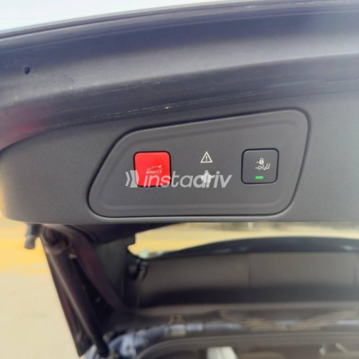 Peugeot 3008 2019 Gray Automatic Used for Sale in Heliopolis - 9