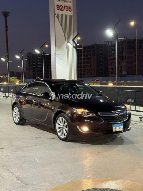 Opel Insignia 2016 Brown Automatic Used for Sale in Mokattam - 3