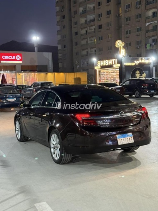 Opel Insignia 2016 Brown Automatic Used for Sale in Mokattam - 4
