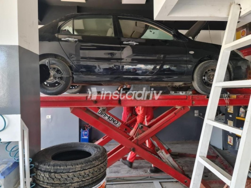 Mitsubishi Lancer Puma 2010 Black Manual Used for Sale in El Minya - 7