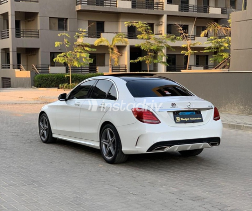 Mercedes C 180 2018 White Automatic Used for Sale in Cairo - 5