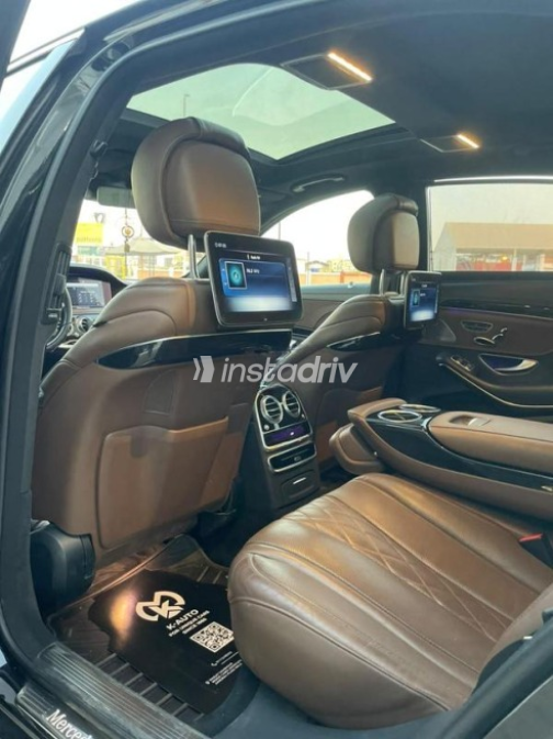 مرسيدس S 560 2019 أسود أوتوماتيك مستعملة للبيع في مدينة الشيخ زايد - 7