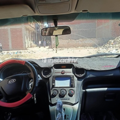 Kia Carens 2010 Dark Gray Automatic Used for Sale in Mansoura - 3