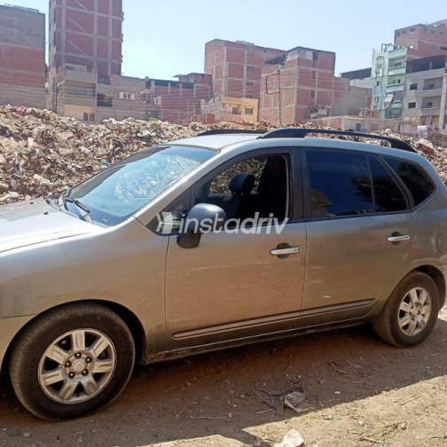 Kia Carens 2010 Dark Gray Automatic Used for Sale in Mansoura - 5