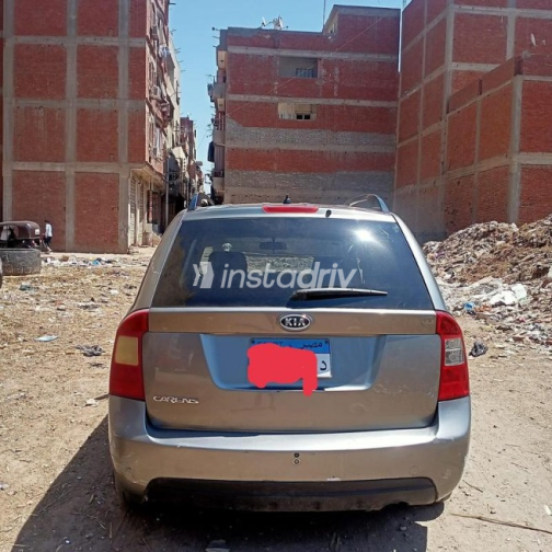 Kia Carens 2010 Dark Gray Automatic Used for Sale in Mansoura - 6