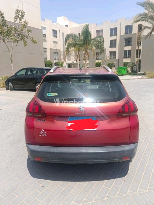 Peugeot 2008 2017 White Automatic Used for Sale in Greater Cairo ( Cairo + Giza) - 2
