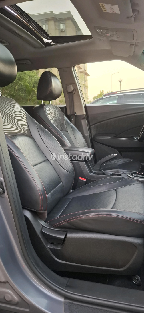 Ssang Yong Tivoli 2017 Gray Automatic Used for Sale in Greater Cairo ( Cairo + Giza) - 6