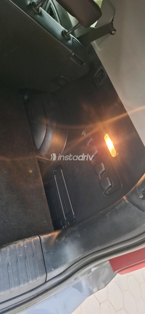 Ssang Yong Tivoli 2017 Gray Automatic Used for Sale in Greater Cairo ( Cairo + Giza) - 9