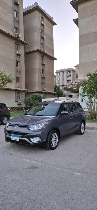Ssang Yong Tivoli 2017 Gray Automatic Used for Sale in Greater Cairo ( Cairo + Giza)