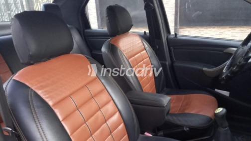 Renault Logan 2010 Black Manual Used for Sale in Alexandria - 8