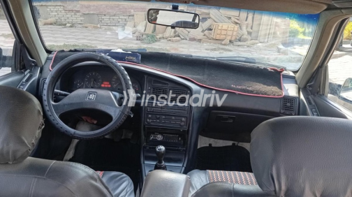 بيجو 405 2000 أبيض يدوي مستعملة للبيع في القاهرة - 7