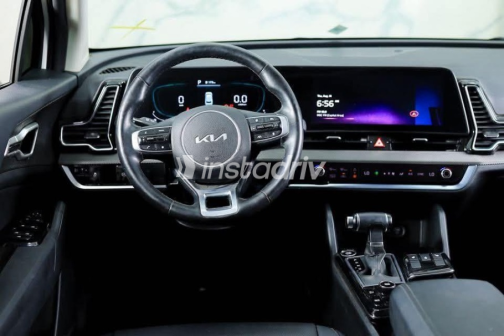 Kia Sportage 2022 White Automatic Used for Sale in Greater Cairo ( Cairo + Giza) - 8