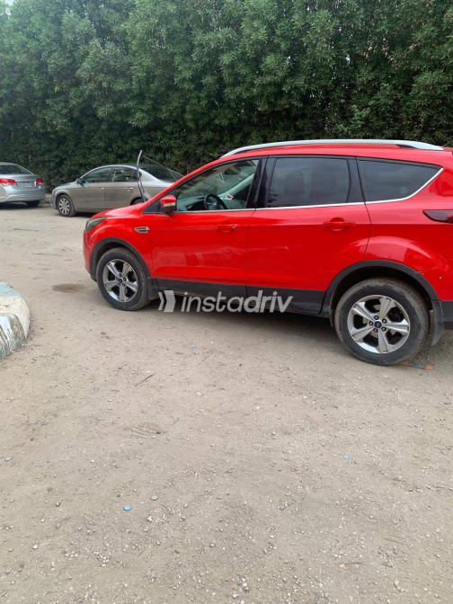 Ford Kuga 2015 Red Automatic Used for Sale in Greater Cairo ( Cairo + Giza) - 3