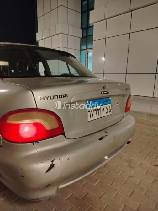 Hyundai Accent 2005 Silver Manual Used for Sale in Al Shorouk - 3