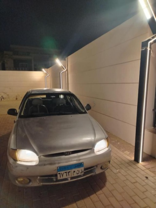 Hyundai Accent 2005 Silver Manual Used for Sale in Al Shorouk