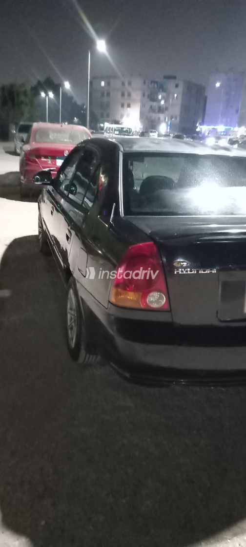Hyundai Verna 2014 Black Manual Used for Sale in Greater Cairo ( Cairo + Giza) - 3
