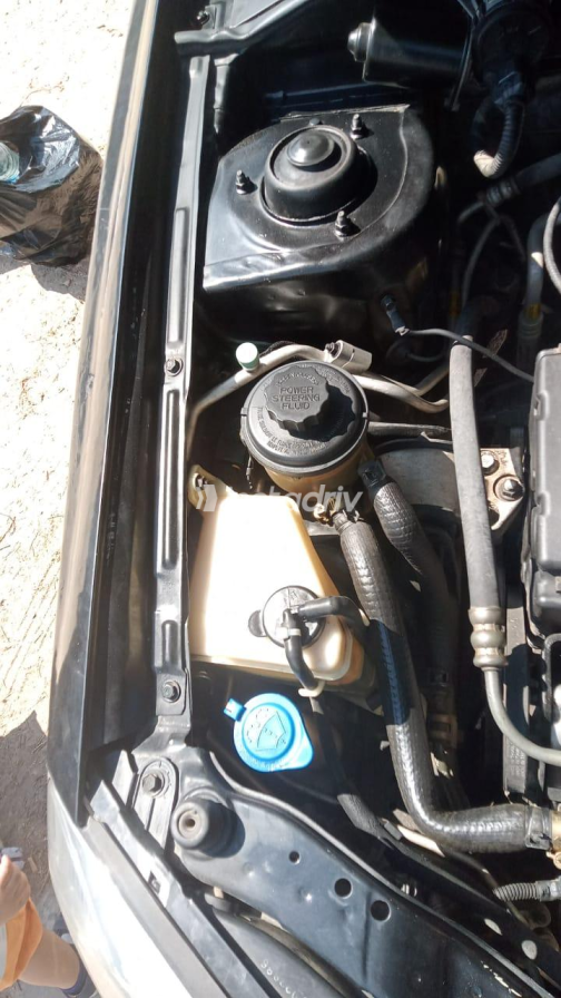 Hyundai Verna 2014 Black Manual Used for Sale in Greater Cairo ( Cairo + Giza) - 6
