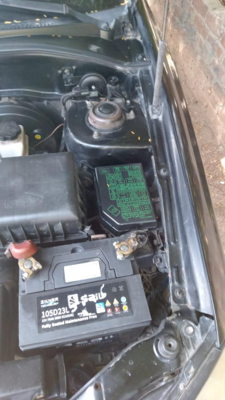 Hyundai Verna 2014 Black Manual Used for Sale in Greater Cairo ( Cairo + Giza)