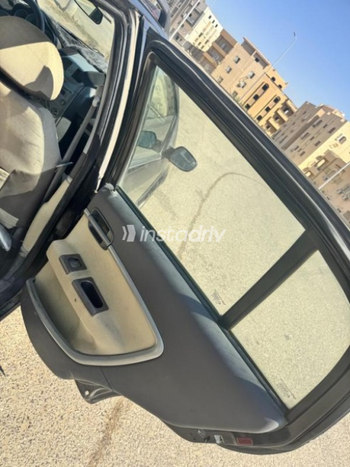 اسبيرانزا A113 2012 أسود يدوي مستعملة للبيع في القاهرة - 4