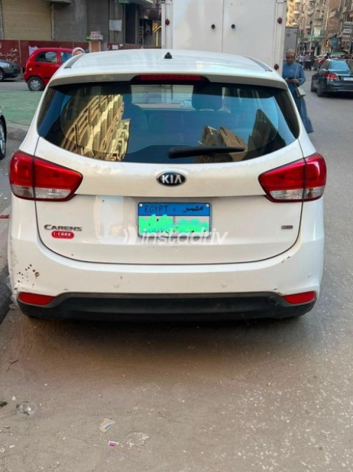 Kia Carens 2014 White Automatic Used for Sale in Mansoura - 3