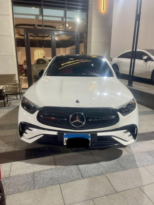 مرسيدس GLC 300 2024 أبيض أوتوماتيك مستعملة للبيع في مدينة الشيخ زايد