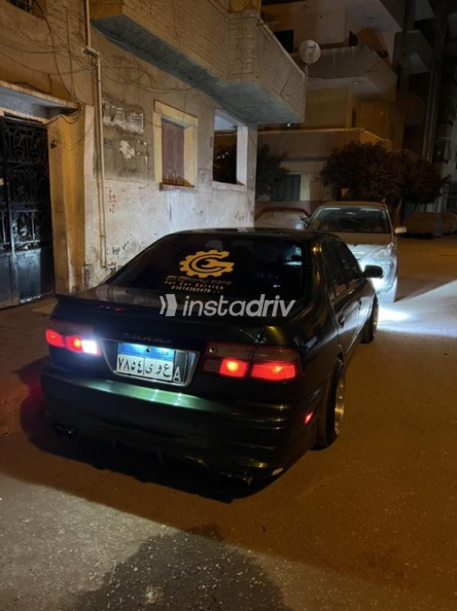 Nissan Sunny 2000 Green Manual Used for Sale in Tanta - 3