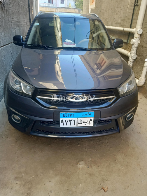 Chery Tiggo 3 2024 Dark Gray CVT Used for Sale in Greater Cairo ( Cairo + Giza) - 3