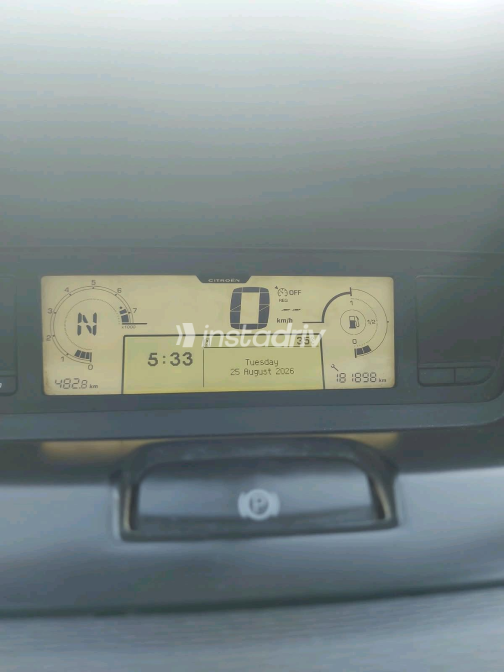 Citroën C4 Grand Picasso 2014 Dark Gray Automatic Used for Sale in Greater Cairo ( Cairo + Giza) - 4