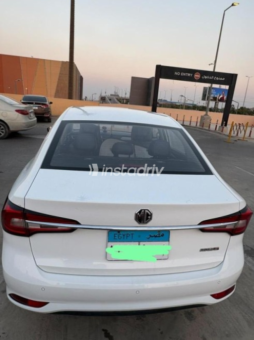 MG 5 2021 White Automatic Used for Sale in Pyramids Gardens - 2