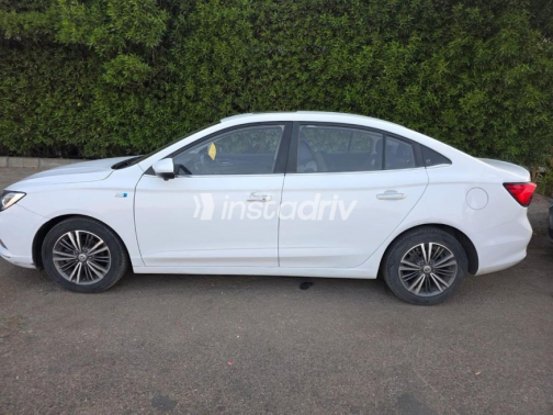 MG 5 2021 White Automatic Used for Sale in Pyramids Gardens - 4