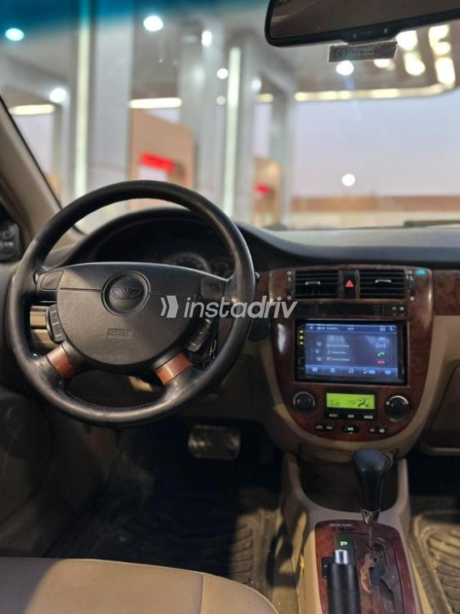 Daewoo Lacetti 2003 Gold Automatic Used for Sale in Cairo - 5