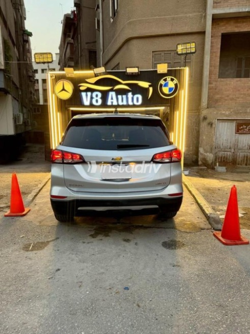 Chevrolet Equinox 2021 Silver Automatic Used for Sale in Heliopolis - 4