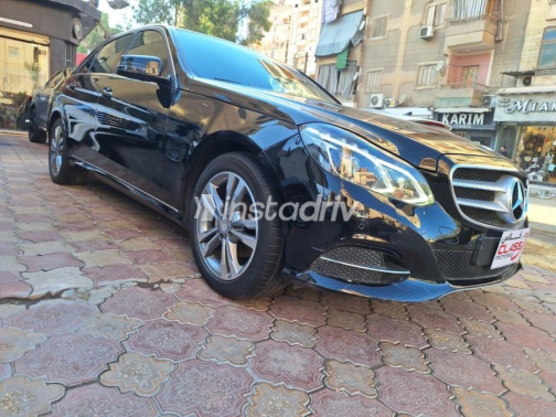 Mercedes E 200 2015 Black Automatic Used for Sale in El Mahalla - 3