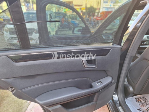 Mercedes E 200 2015 Black Automatic Used for Sale in El Mahalla - 10