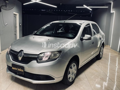 Renault Logan 2016 Silver Automatic Used for Sale in Cairo - 3