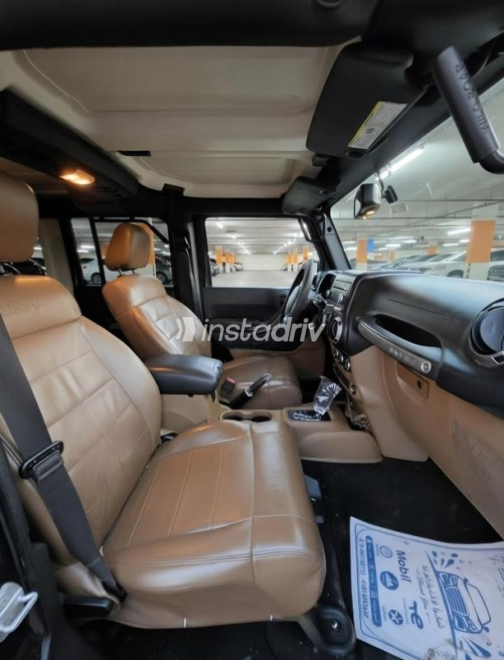 Jeep Wrangler 2015 Black Automatic Used for Sale in Nasr city - 7