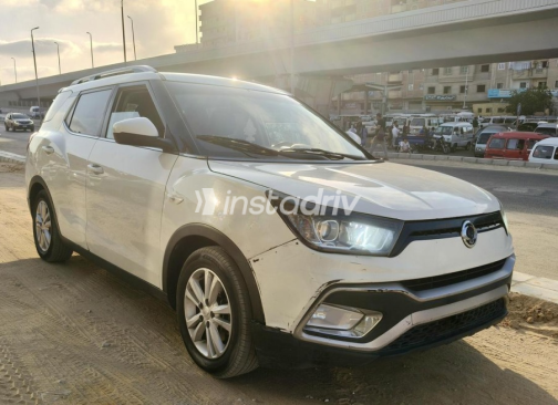 Ssang Yong Tivoli XLV 2019 White Automatic Used for Sale in Agamy - 5