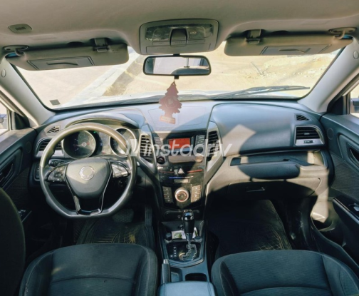Ssang Yong Tivoli XLV 2019 White Automatic Used for Sale in Agamy - 7