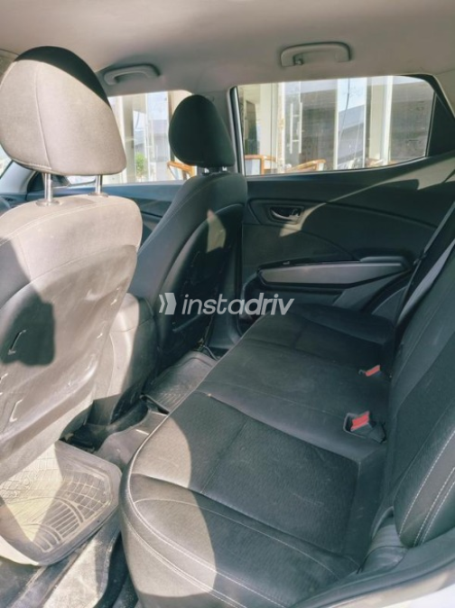 Ssang Yong Tivoli XLV 2019 White Automatic Used for Sale in Agamy - 9