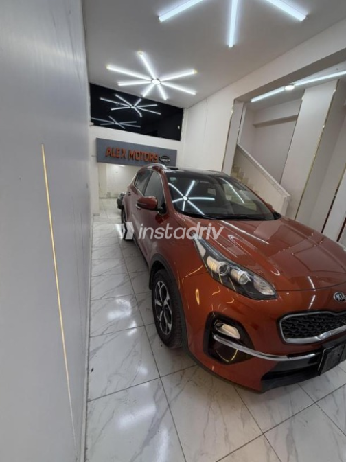 Kia Sportage 2019 White Automatic Used for Sale in Alexandria - 4