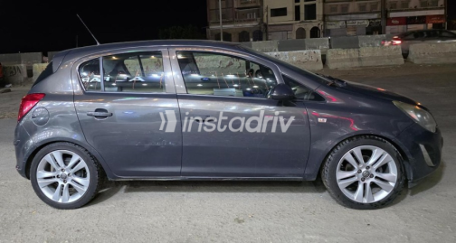 Opel Corsa 2014 Dark Gray Automatic Used for Sale in Greater Cairo ( Cairo + Giza) - 4