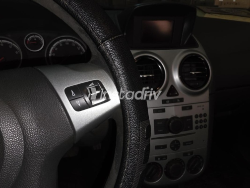 Opel Corsa 2014 Dark Gray Automatic Used for Sale in Greater Cairo ( Cairo + Giza) - 6