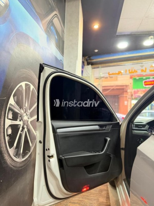 Skoda Superb 2019 White Automatic Used for Sale in El Mahalla - 6