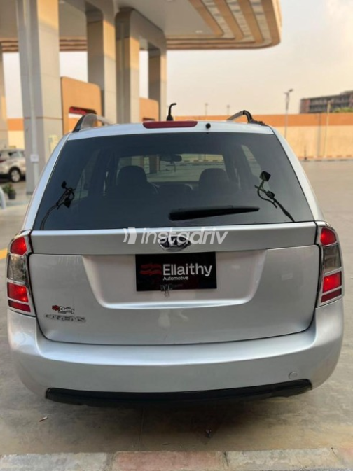 Kia Carens 2010 Silver Automatic Used for Sale in Cairo - 8