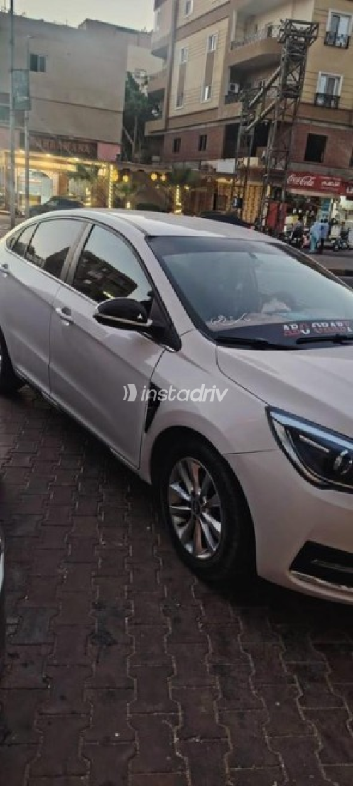 Chery Arrizo 5 2025 White Automatic Used for Sale in Qena - 1