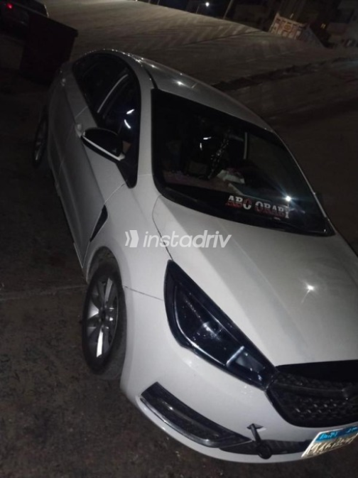 Chery Arrizo 5 2025 White Automatic Used for Sale in Qena - 4