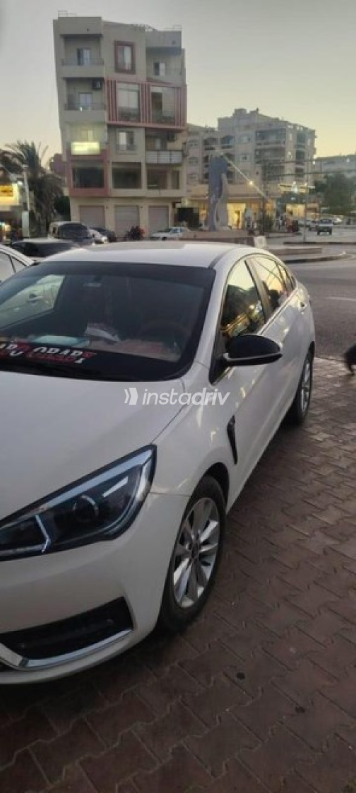 Chery Arrizo 5 2025 White Automatic Used for Sale in Qena - 5