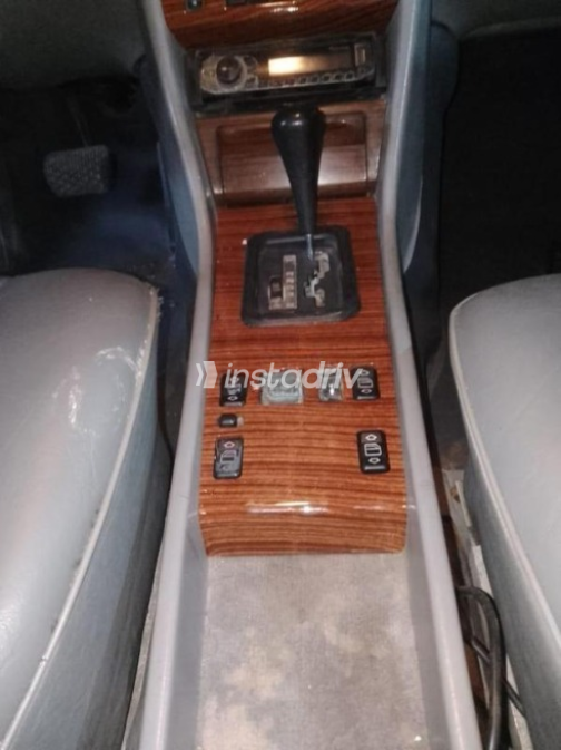 Mercedes 200 1988 Silver Automatic Used for Sale in Greater Cairo ( Cairo + Giza) - 7